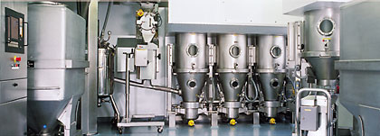 Highly compact design of the semi-continuous Glatt MultiCell  fluid bed machine